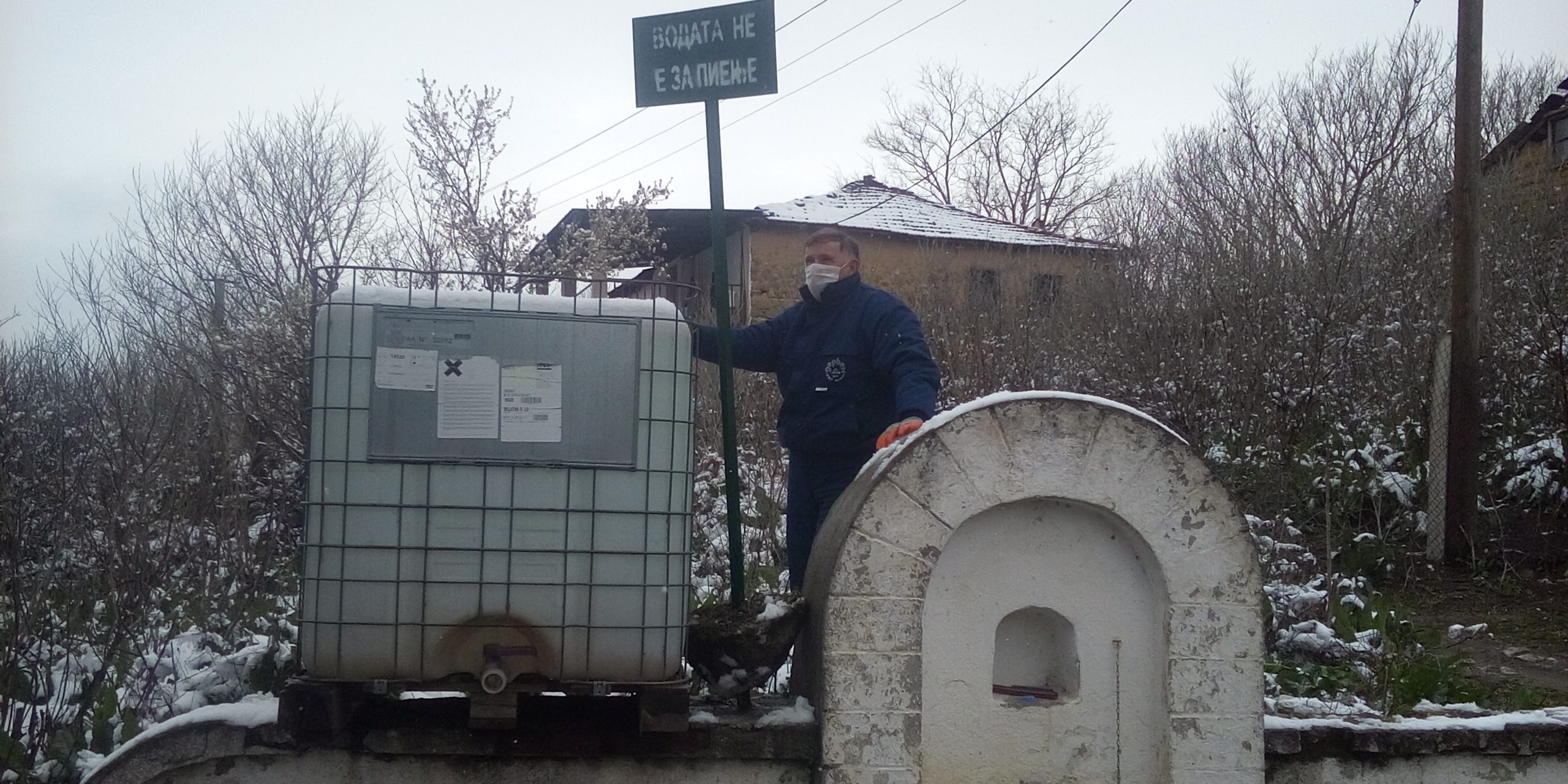 vodata-od-prirodnite-cheshmi-ne-e-bezbedna-za-pienje