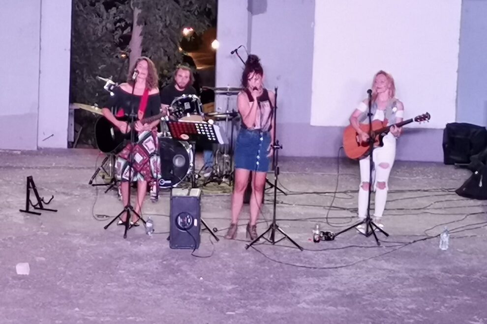 IMG-ca66057796b699c34f08c7b8a6a9a248-V